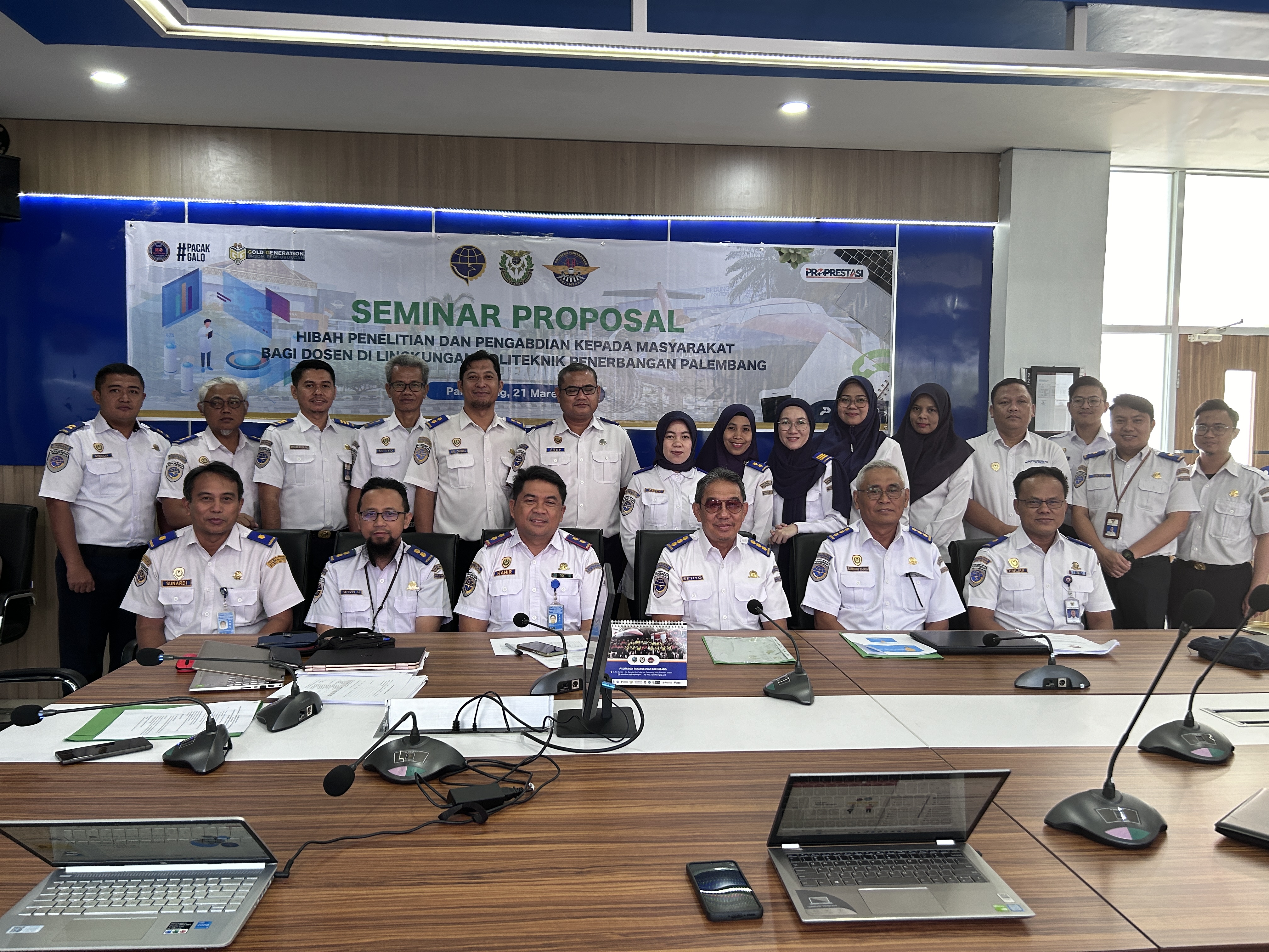 Mendorong Inovasi Berkelanjutan, Poltekbang Palembang Selenggarakan Seminar Proposal Hibah Tahun 2024